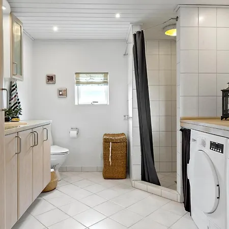 Semesterbostad 3 Bedroom In Otterup