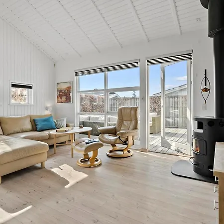 3 Bedroom In *